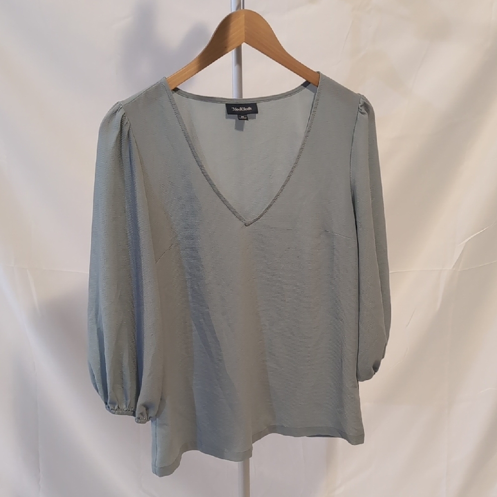 Puff Sleeve Blouse with V-Neck and Relaxed Fit